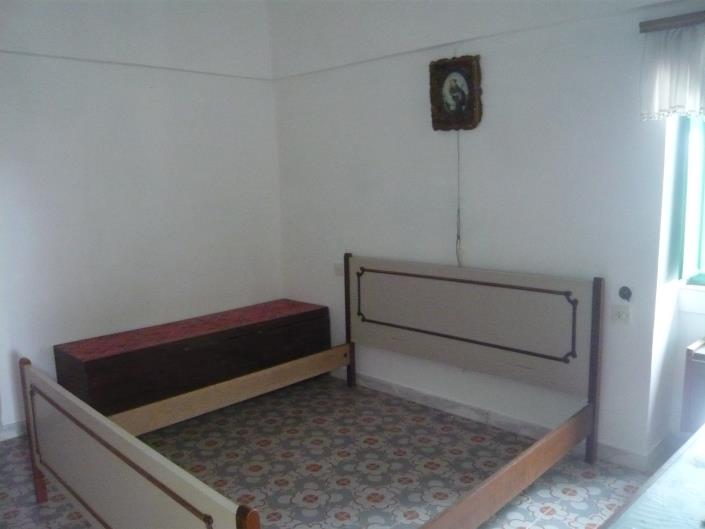 Image No.20-6 Bed Farmhouse for sale