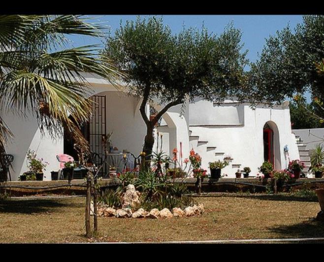 Image No.3-3 Bed Villa for sale