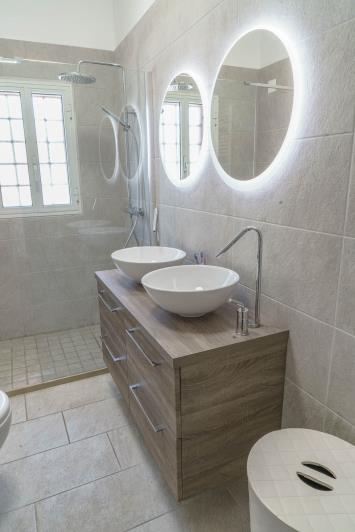 Image No.15-2 Bed Villa for sale