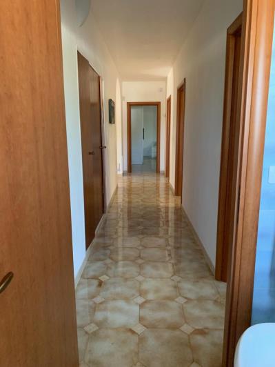 Image No.9-4 Bed Villa for sale