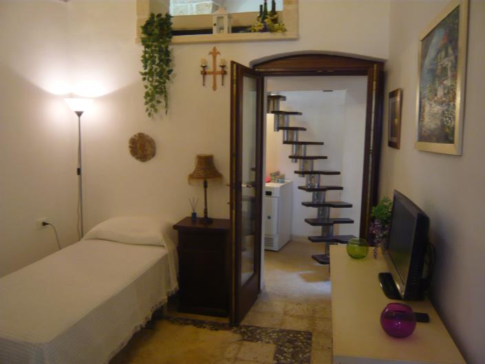 Image No.18-2 Bed Apartment for sale