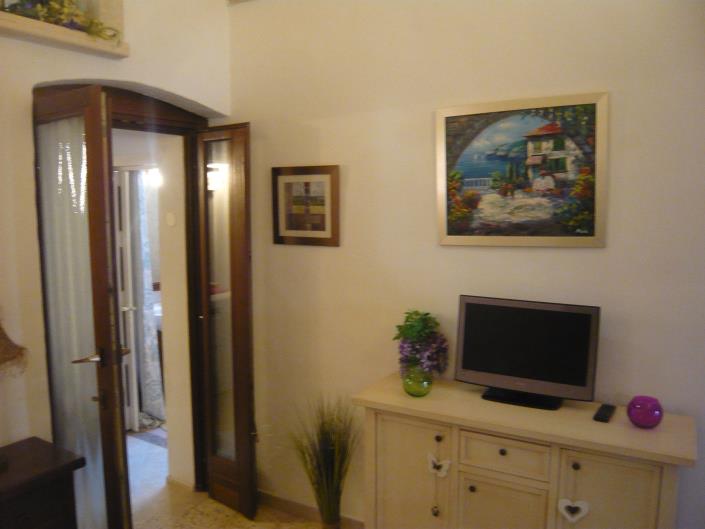 Image No.19-2 Bed Apartment for sale