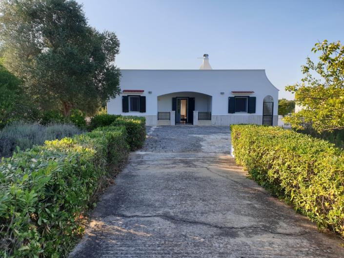 Image No.1-3 Bed Villa for sale
