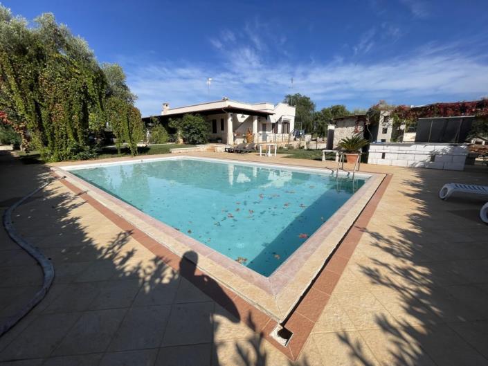 Image No.53-8 Bed Villa for sale