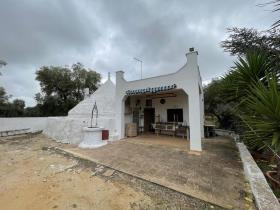 Image No.3-Maison / Villa de 1 chambre à vendre à Ostuni