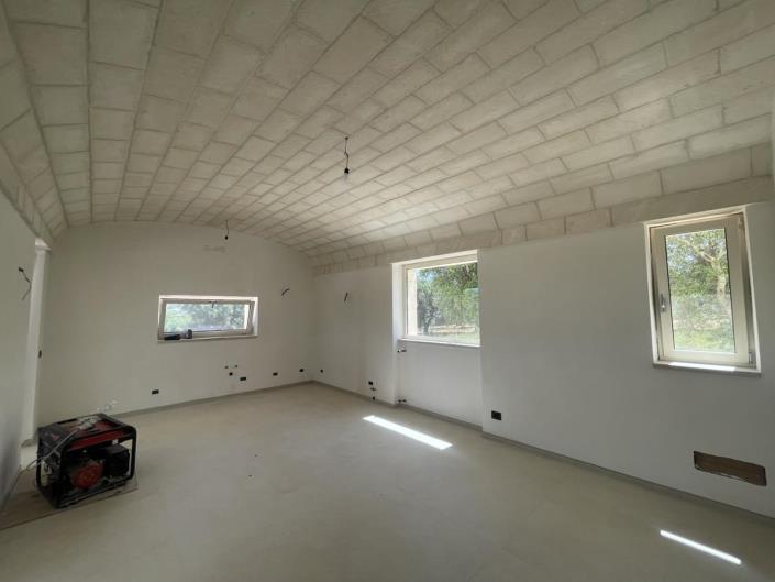 Image No.20-Maison / Villa de 2 chambres à vendre à Ostuni