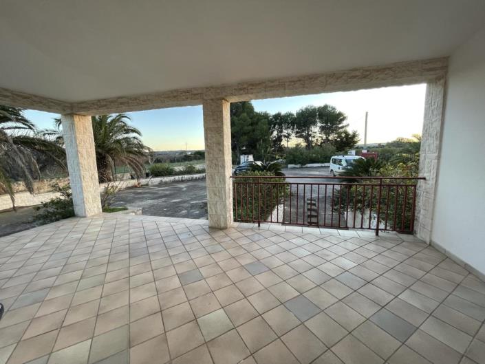 Image No.8-Villa de 3 chambres à vendre à Ostuni