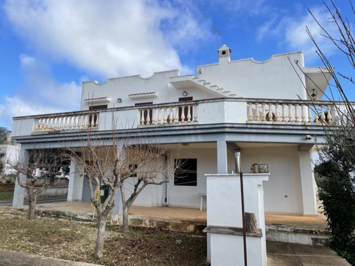 Image No.11-Maison de campagne de 5 chambres à vendre à Ostuni