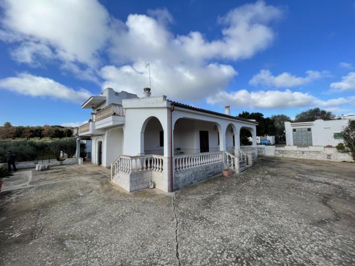 Image No.29-Maison de campagne de 5 chambres à vendre à Ostuni