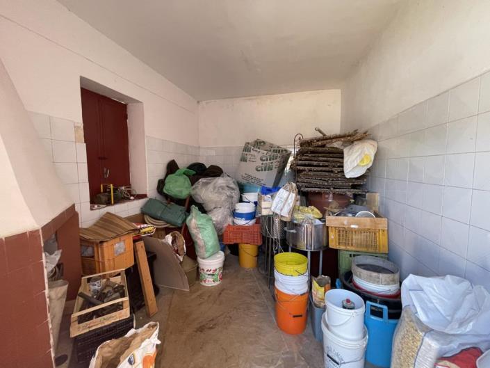 Image No.30-2 Bed Country House for sale