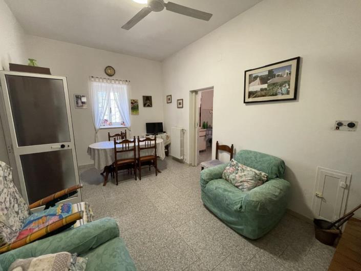 Image No.43-2 Bed Country House for sale