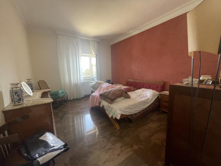 Image No.10-4 Bed Villa for sale