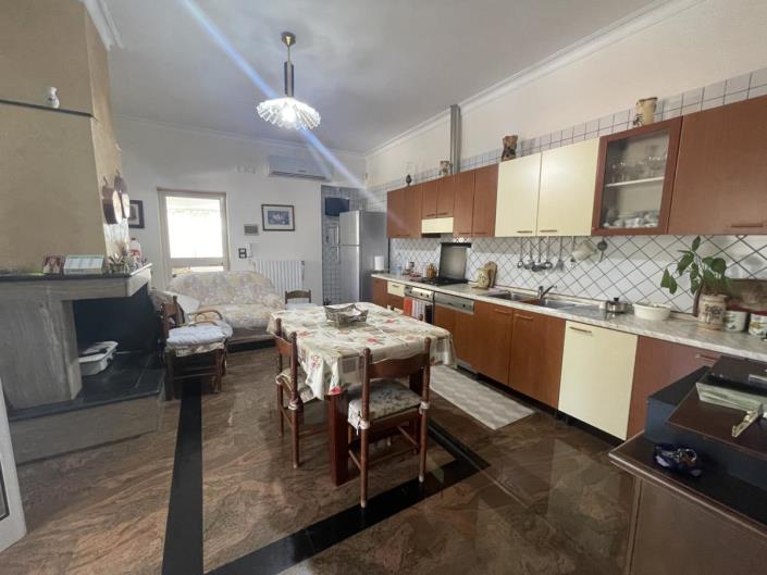 Image No.28-4 Bed Villa for sale