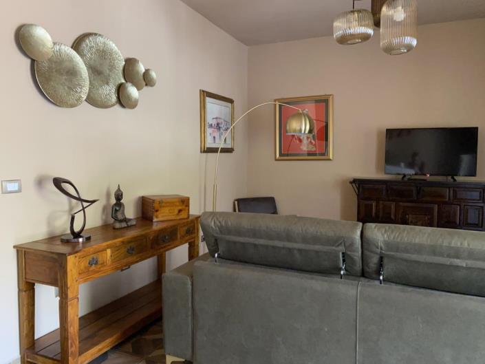 Image No.17-2 Bed Villa for sale