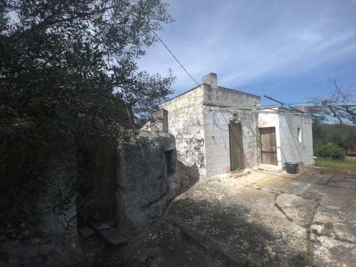 Image No.9-2 Bed Villa for sale