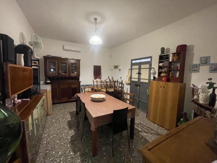 Image No.23-3 Bed Villa for sale