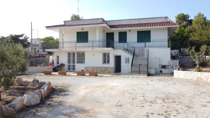 Image No.1-5 Bed Villa for sale