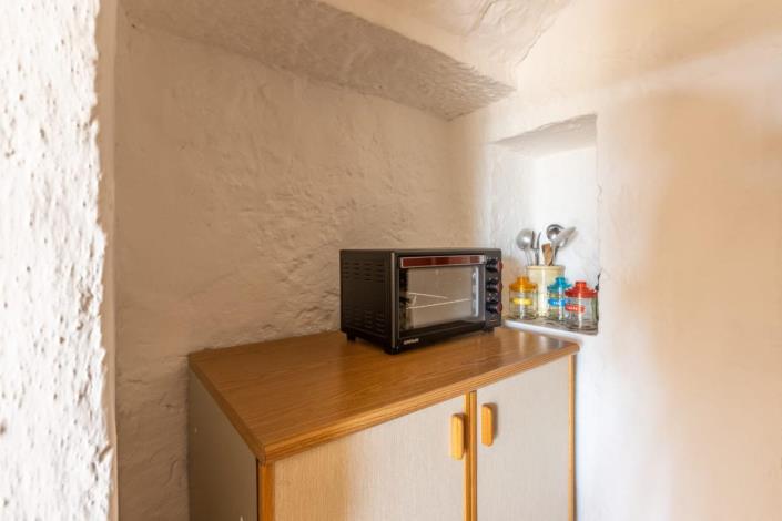 Image No.8-2 Bed Villa for sale