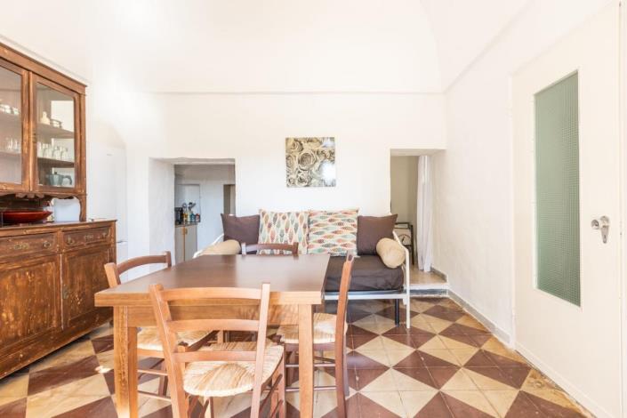 Image No.57-2 Bed Villa for sale