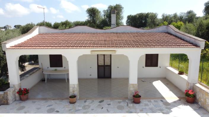 Image No.2-Villa de 3 chambres à vendre à Ostuni