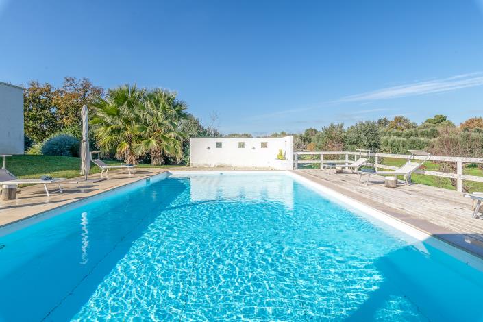 Image No.2-Villa de 3 chambres à vendre à Ostuni