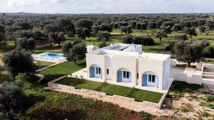 Image No.2-3 Bed Villa for sale