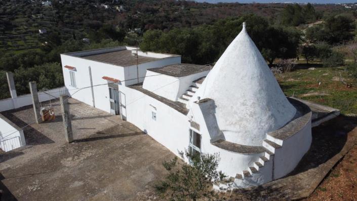 Image No.1-Trullo de 2 chambres à vendre à Ostuni