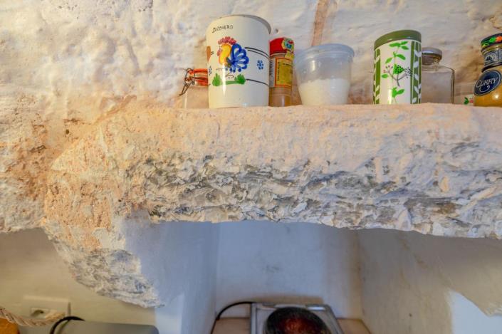 Image No.25-2 Bed Trullo for sale