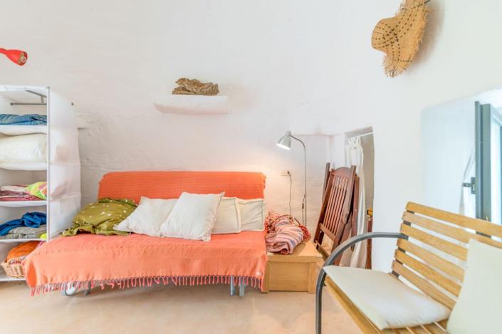 Image No.32-2 Bed Trullo for sale