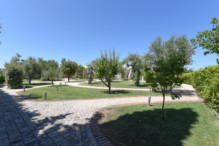 Image No.31-8 Bed Villa for sale