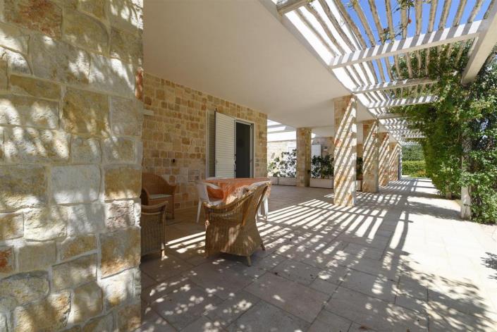 Image No.41-8 Bed Villa for sale