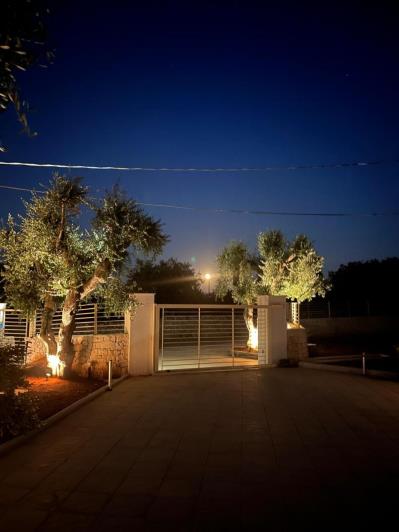 Image No.25-4 Bed Villa for sale