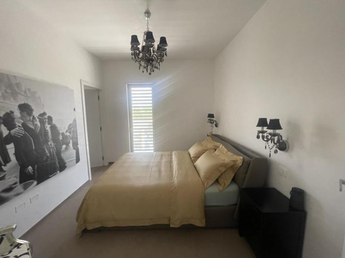 Image No.53-4 Bed Villa for sale