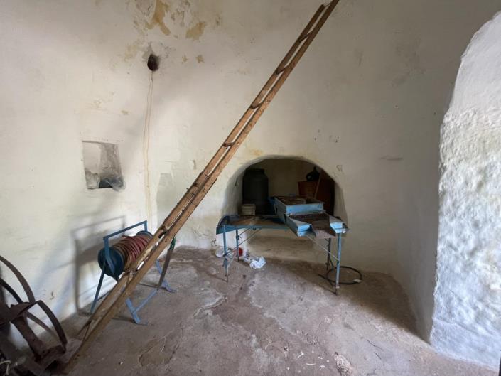 Image No.14-2 Bed Trullo for sale