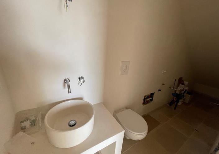 Image No.21-3 Bed Villa for sale