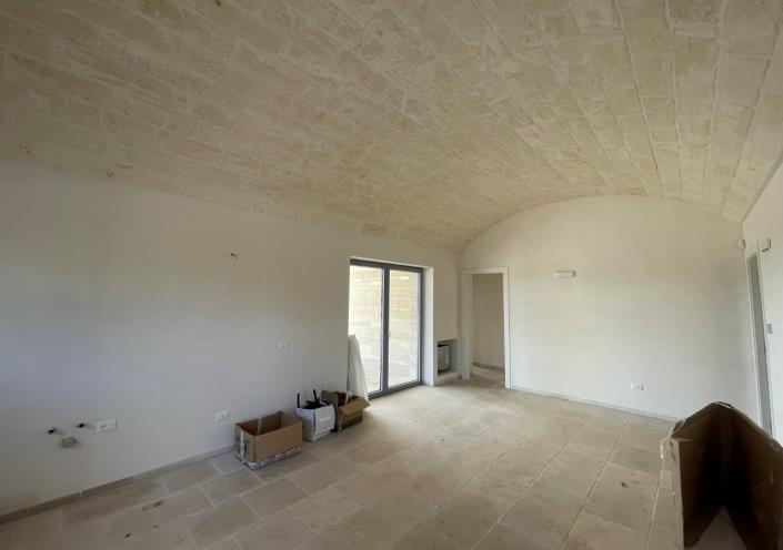 Image No.22-3 Bed Villa for sale