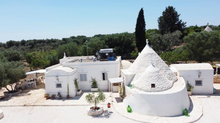Image No.17-3 Bed Trullo for sale
