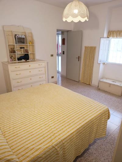 Image No.14-2 Bed Villa for sale