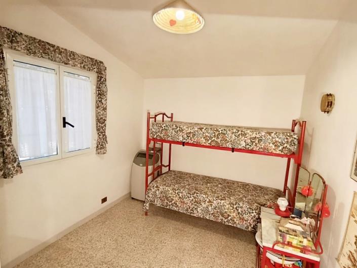 Image No.29-2 Bed Villa for sale