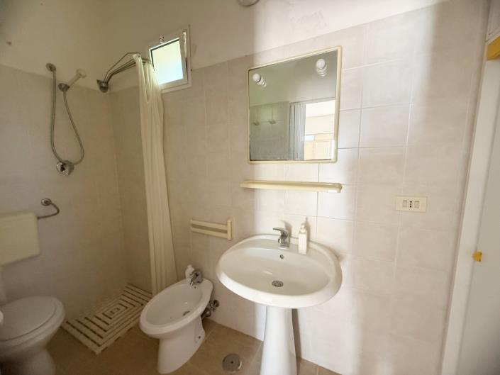 Image No.22-2 Bed Villa for sale