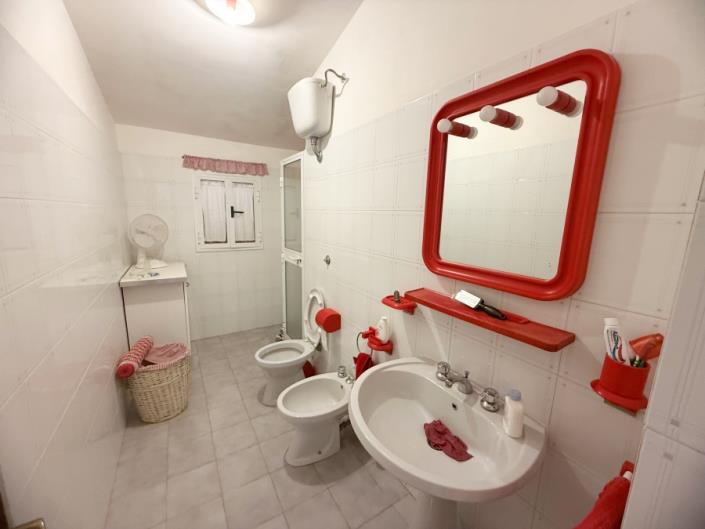 Image No.16-2 Bed Villa for sale