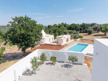 LA-TUA-IMMOBILIARE--Villa-Trullo-Lamia-e-piscina-in-posizione-panoramica---senza-titolo-2