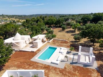 LA-TUA-IMMOBILIARE--Villa-Trullo-Lamia-e-piscina-in-posizione-panoramica---senza-titolo-4