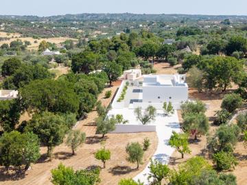 LA-TUA-IMMOBILIARE--Villa-Trullo-Lamia-e-piscina-in-posizione-panoramica---senza-titolo-10