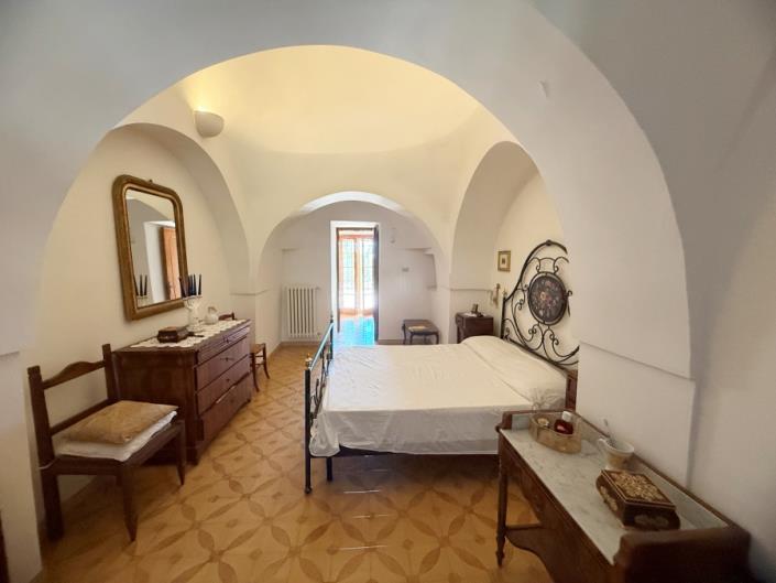 Image No.25-3 Bed Trullo for sale