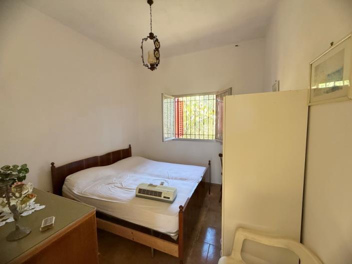 Image No.12-2 Bed Villa for sale