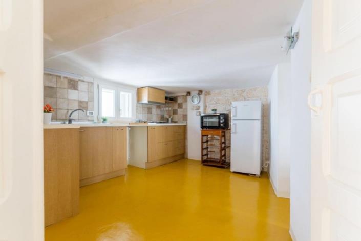 Image No.22-2 Bed Apartment for sale