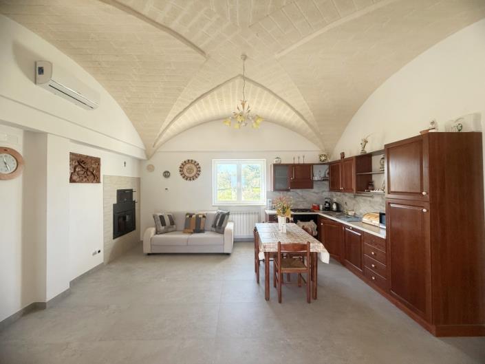 Image No.22-Maison / Villa de 4 chambres à vendre à Ostuni