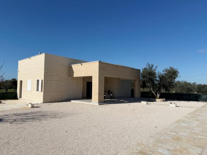 Image No.2-Maison / Villa de 4 chambres à vendre à Ostuni