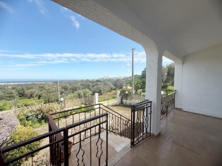 Image No.27-3 Bed Villa for sale